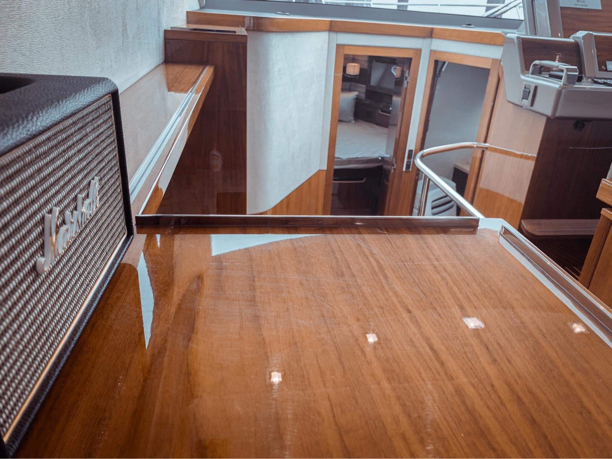 Du thuyền Galeon 420 Fly